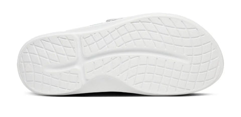BAUER/OOFOS Women's OOahh Sport Flex Sandal – White